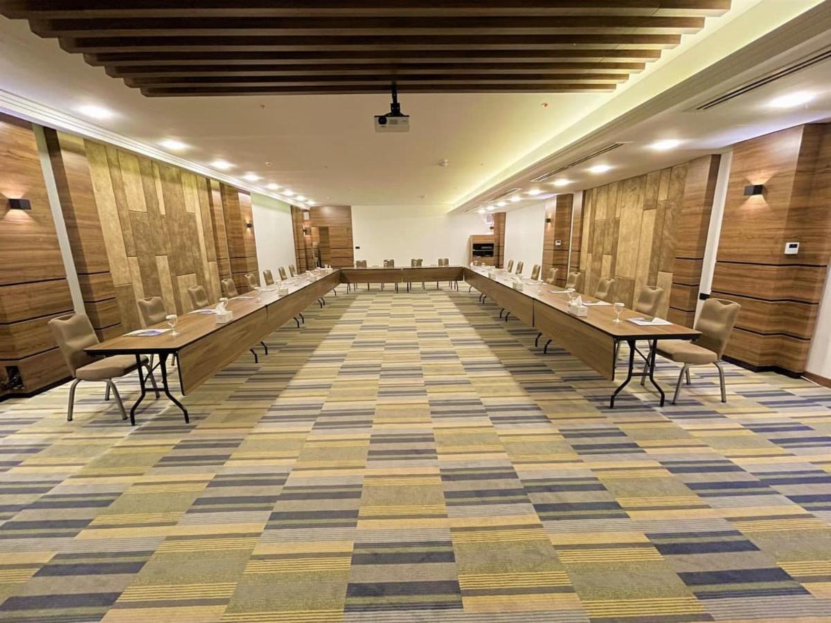 Van Royal Hotel Erbil Kültér fotó