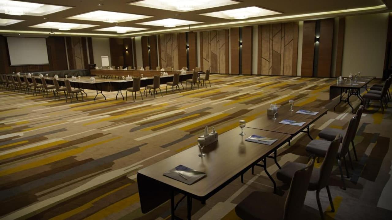 Van Royal Hotel Erbil Kültér fotó